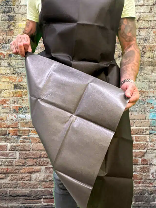 Electrum - Disposable Non-Woven Black Aprons - Image 4